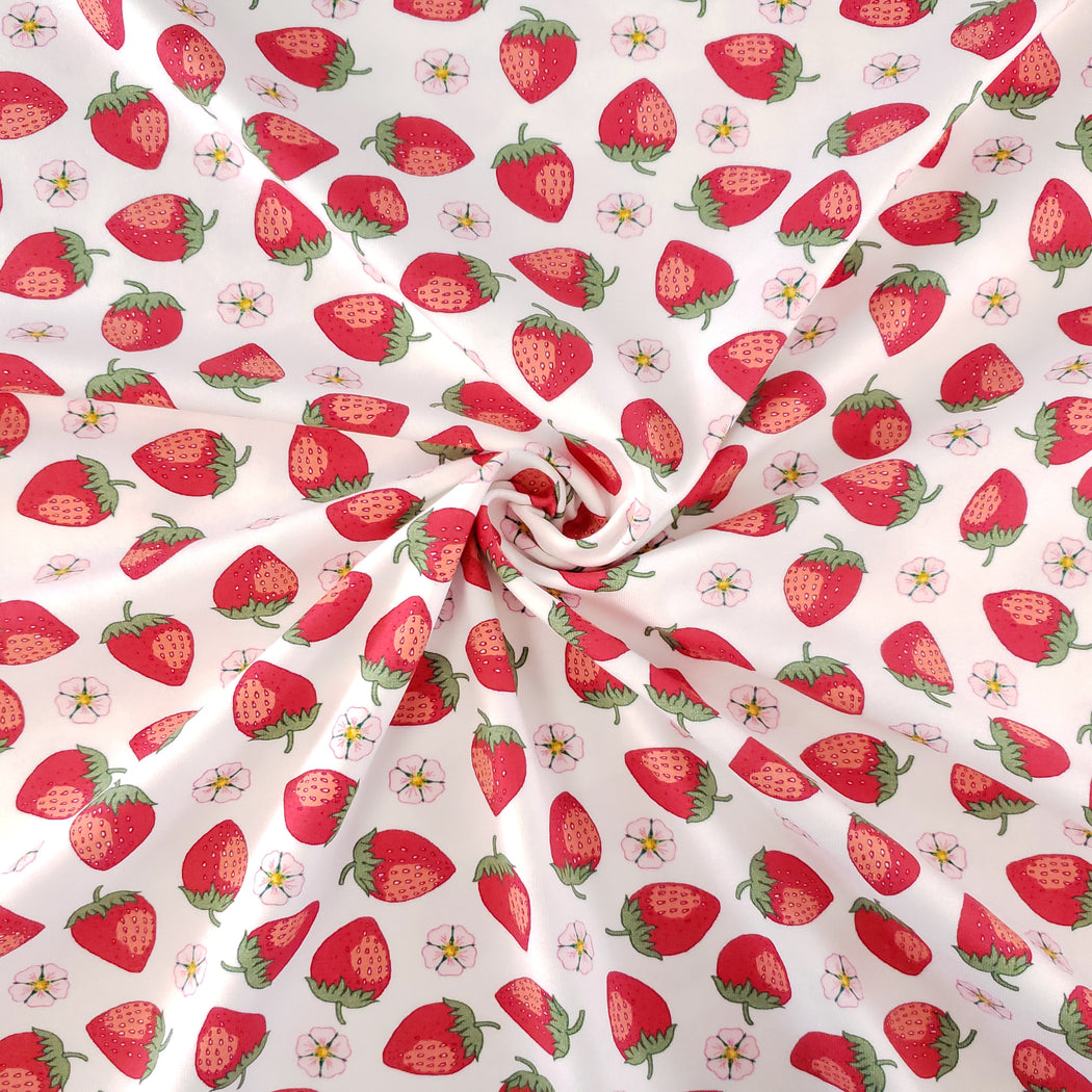 Vintage Botanicals Strawberries Jersey, White