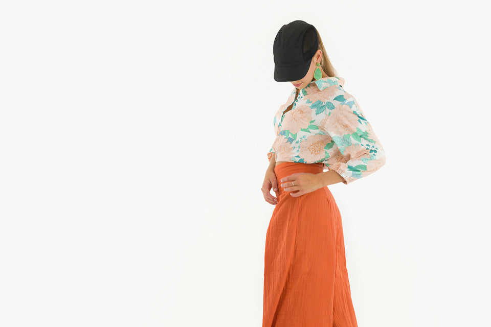 Peonies Woven Viscose, Sea Salt White