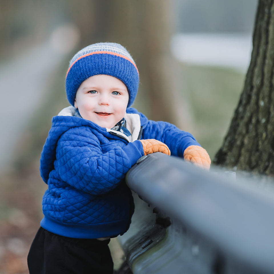 Quilted Piqué Knit, Surf The Web Blue